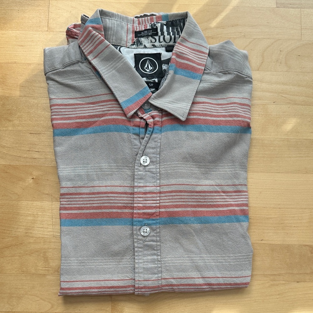 Volcom Men's Casual Shirt - Gray, Blue, and Red Stripes